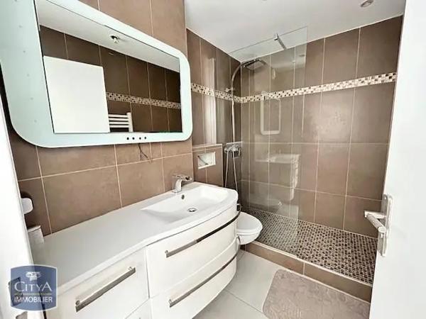 Appartement à louer 2 pièces 31m² Vallauris (06220)