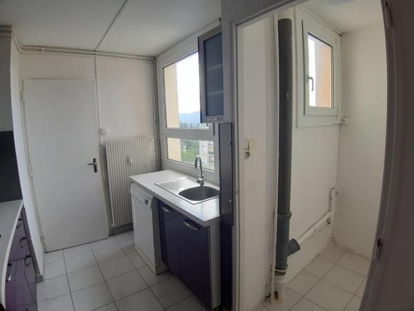 Location Appartement 81.19 m² - Saint-dié-des-vosges 88100