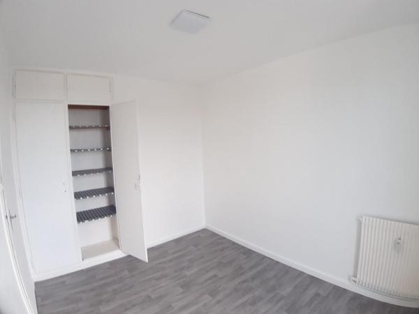 Location Appartement 81.19 m² - Saint-dié-des-vosges 88100