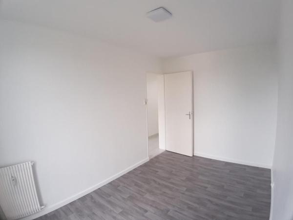 Location Appartement 81.19 m² - Saint-dié-des-vosges 88100