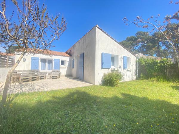 Maison de plain pied sous les pins !