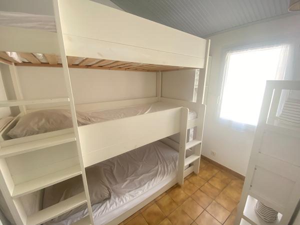 Maison de plain pied sous les pins !