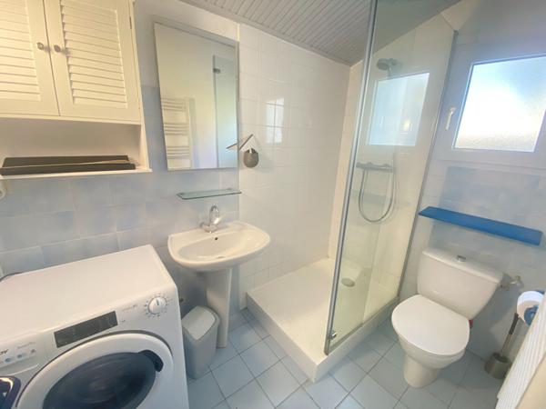 Maison de plain pied sous les pins !