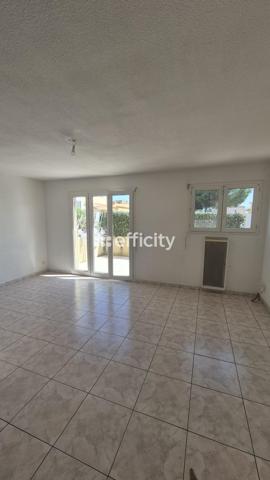 Maison
         4 pièces
        - 74 m² 232 000 € *