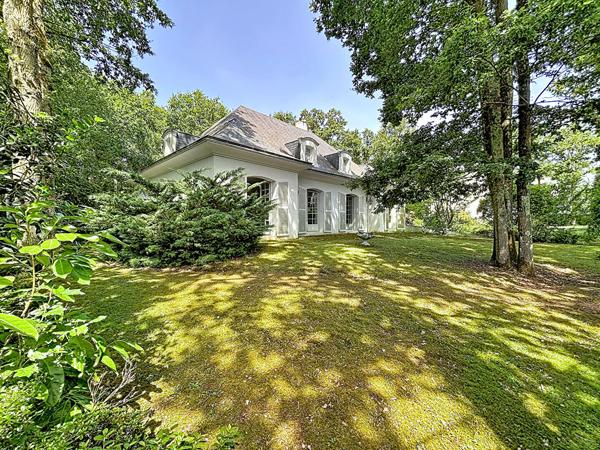 A vendre : Maison 5 chambres de 188 m² à Carquefou