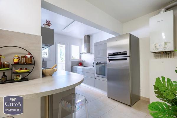 Appartement à vendre 4 pièces 91m² Istres (13800)