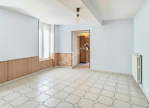 Maison à vendre à SEVREMOINE - 5 pièces, 2 chambres, 128800 €