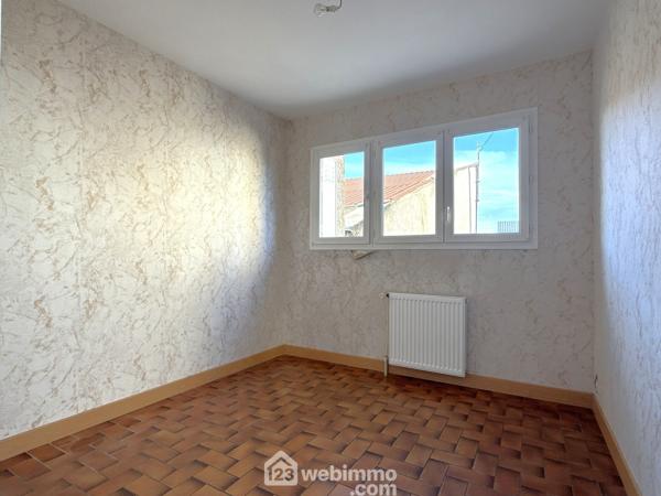 Maison 96 m² à Buxerolles 86180