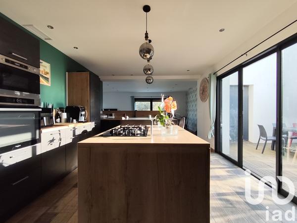 Maison à vendre 5 pièces 128 m² Sallèles-d'Aude