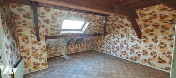 MONTBELIARD (25200) : Une maison de 143 m², T7 sur 11 ares de terrain