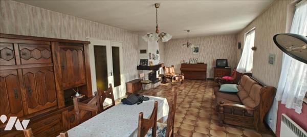 MONTBELIARD (25200) : Une maison de 143 m², T7 sur 11 ares de terrain