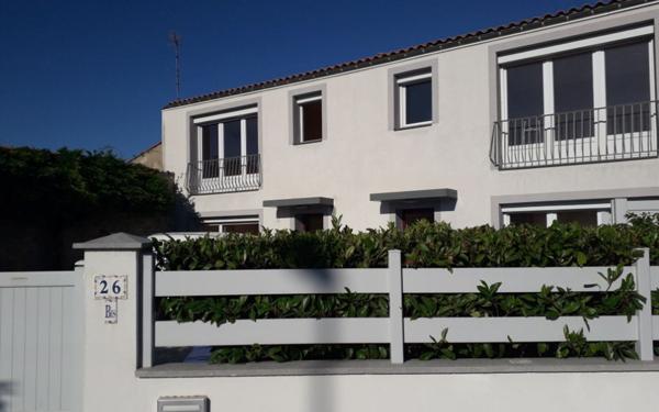 Maison à louer    5 pièces •  Rochefort