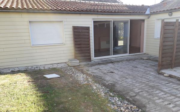 Maison à louer    5 pièces •  Rochefort