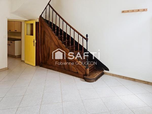 Maison de ville des années 20 , de 62 m² sur 130 m² de terrain deux chambres