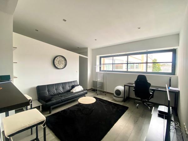POITIERS - BAS DU CENTRE VILLE - APPARTEMENT T 1 BIS Poitiers (86000)