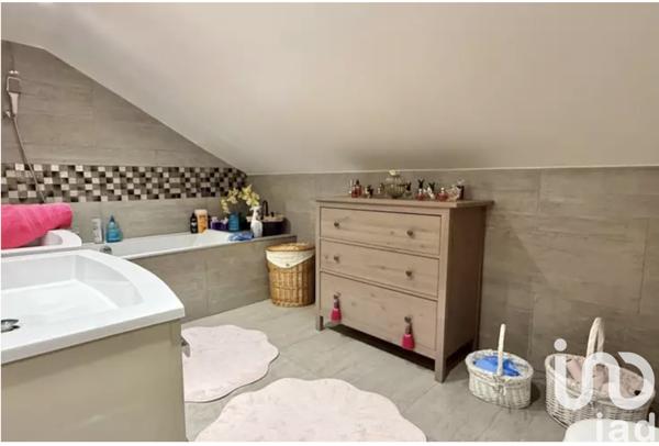 Maison à vendre 9 pièces 220 m² Morangis