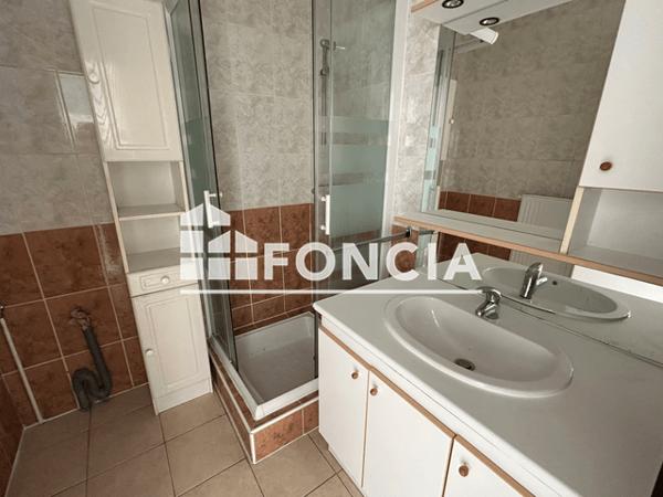 Location Appartement 2 pièces 45.77 m² - CARREFOUR SAINT ELOI Rodez 12000