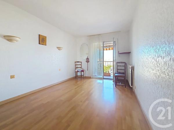 Appartement F3 à vendre  3 pièces - 98,83 m 2   SETE  - 34