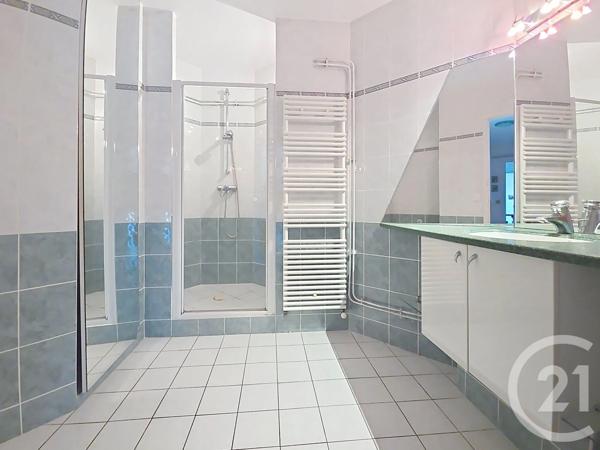 Appartement F3 à vendre  3 pièces - 98,83 m 2   SETE  - 34