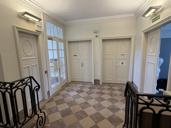 Maison de maître à usage professionnel - Lille Saint-Maurice Pellevoisin