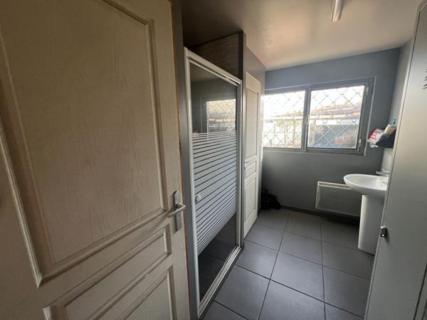 Local commercial Mios 300 m2