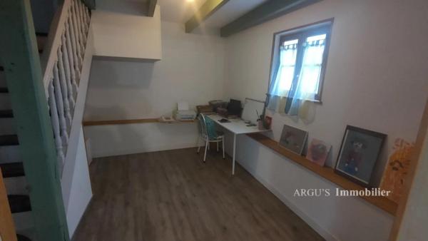 Jolie Maison Proche Du Centre Ville de CIVRAY