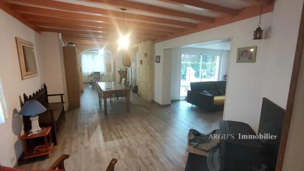 Jolie Maison Proche Du Centre Ville de CIVRAY