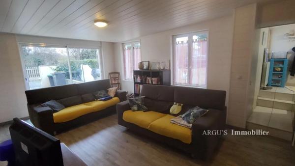 Jolie Maison Proche Du Centre Ville de CIVRAY