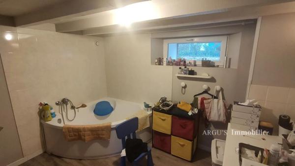 Jolie Maison Proche Du Centre Ville de CIVRAY