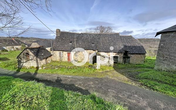 Maison à vendre    2 pièces •  Noailles