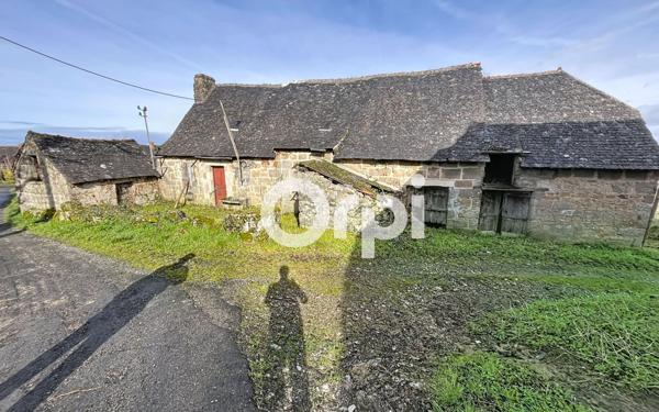 Maison à vendre    2 pièces •  Noailles