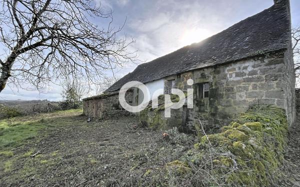 Maison à vendre    2 pièces •  Noailles