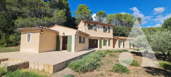 Villa 4 pièces 171 m2