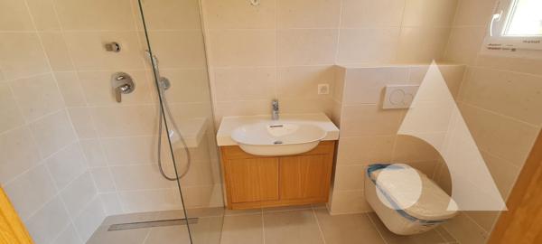 Villa 4 pièces 171 m2