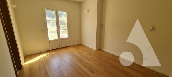Villa 4 pièces 171 m2