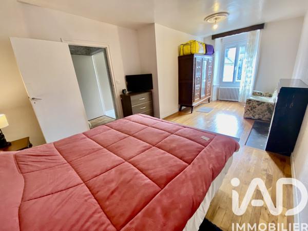 Maison à vendre 10 pièces 217,73 m² La Trinité-Porhoët