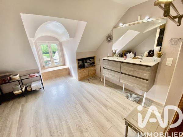 Maison à vendre 10 pièces 217,73 m² La Trinité-Porhoët