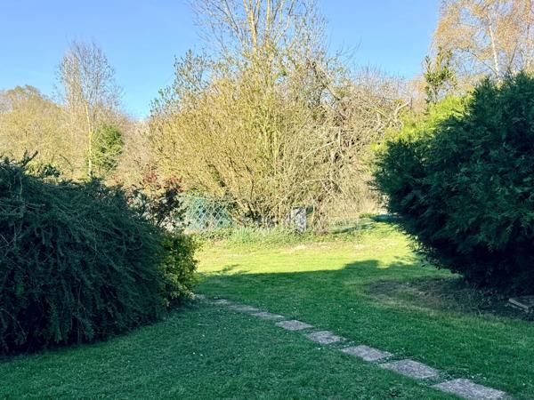 Maison sur sous-sol total à rénover - 106 m2 hab - La Croix En Brie (77)