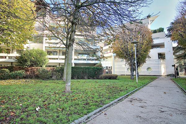 STUDIO RUEIL-MALMAISON, IDEAL INVESTISSEMENT LOCATIF, 5 MIN GARE RER