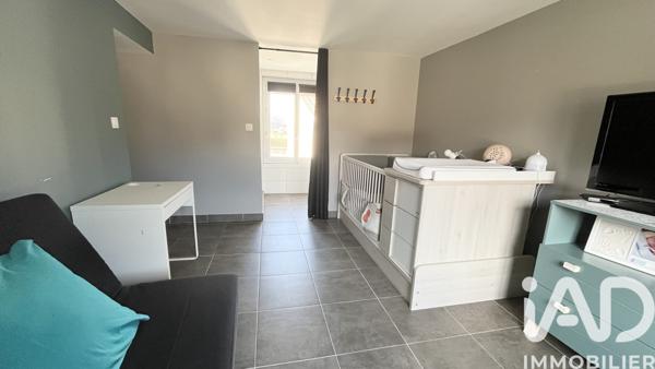 Maison à vendre 6 pièces 137 m² Le Chambon-Feugerolles