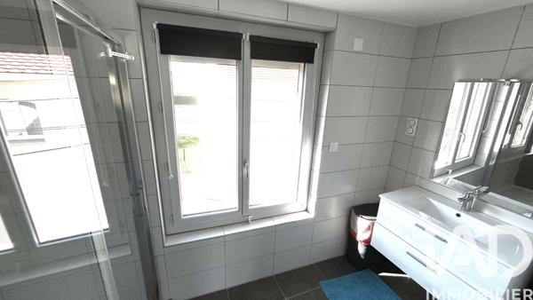 Maison à vendre 6 pièces 137 m² Le Chambon-Feugerolles