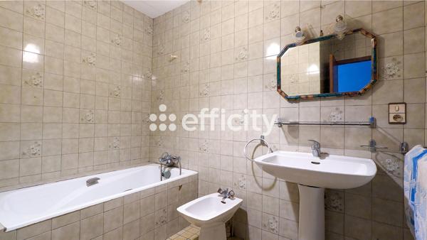 Immeuble 12 pièces - 258 m² Exclusivité