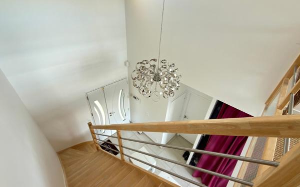 Maison à vendre    6 pièces • 261 m2 Neuilly-sur-Marne