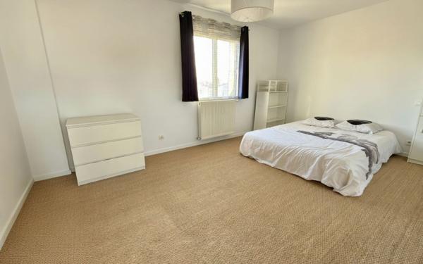 Maison à vendre    6 pièces • 261 m2 Neuilly-sur-Marne