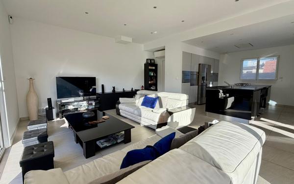 Maison à vendre    6 pièces • 261 m2 Neuilly-sur-Marne