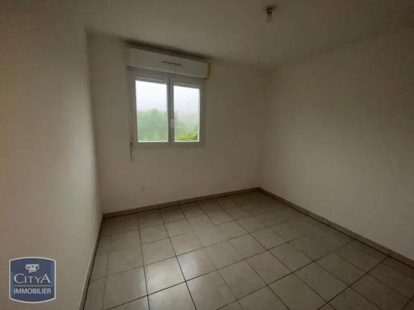 Appartement à louer 3 pièces 75.05m² Saint-Denis (97400)