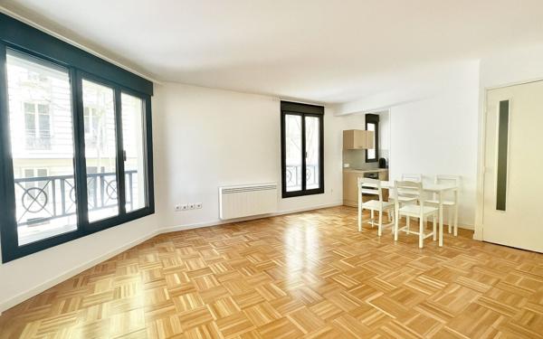 Appartement à vendre    3 pièces • 67,03 m2 Lyon 7