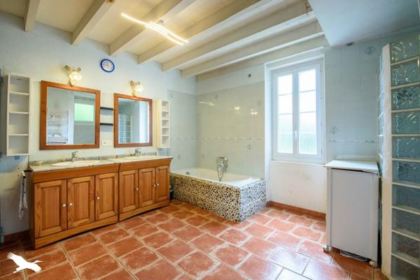 Maison à vendre |  Bourriot-Bergonce |  6 pièces | 260 m²