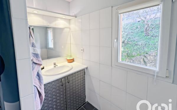 Maison à vendre    6 pièces •  Bourg-Saint-Andéol