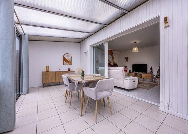 MAISON 3 CHAMBRES + DÉPENDANCE ? RÉNOVATION RÉCENTE ? POTENTIEL D'AGRANDISSEMENT ? BOURG DYNAMIQUE